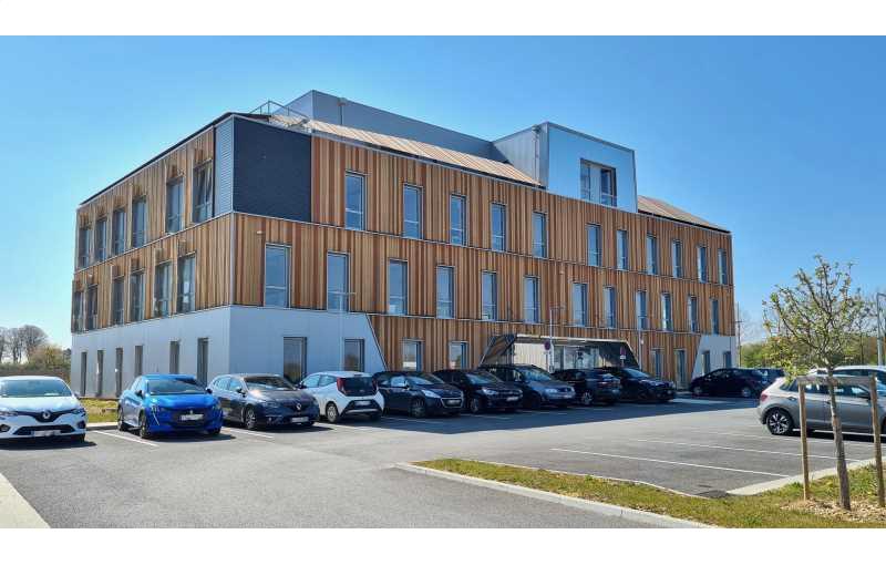 Location de bureau de 121 m² à Amiens - 80000 photo - 1