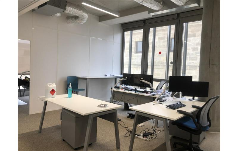 Location de bureau de 262 m² à Bordeaux - 33000 photo - 1
