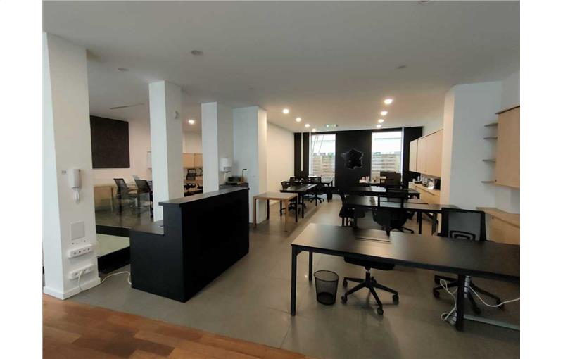 Location de bureau de 310 m² à Bordeaux - 33000 photo - 1