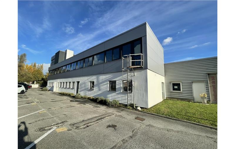 Location de bureau de 354 m² à Échirolles - 38130 photo - 1