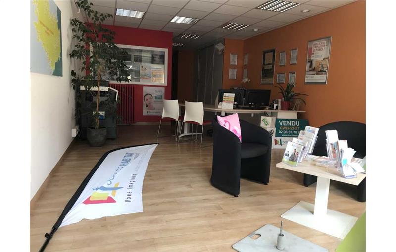 Location de bureau de 166 m² à Lannion - 22300 photo - 1