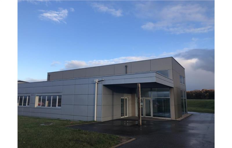 Location de bureau de 476 m² à Morhange - 57340 photo - 1
