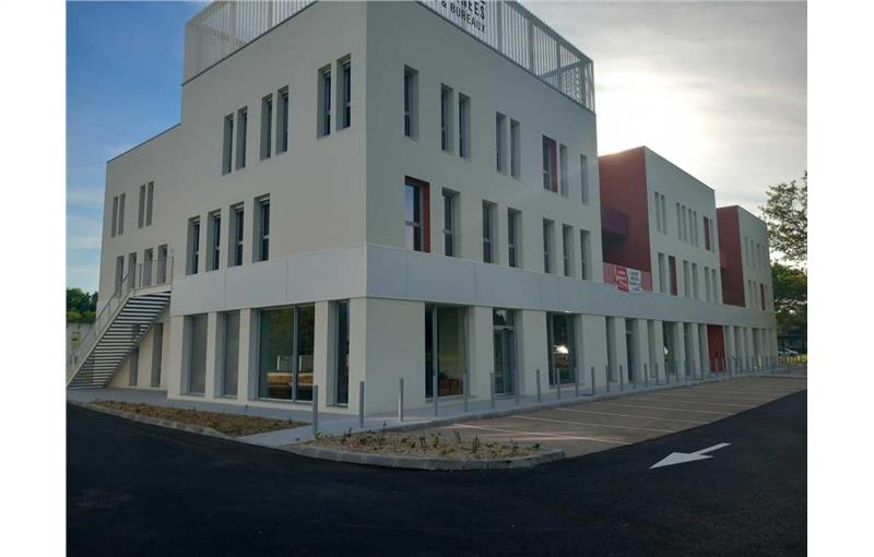 Location de bureau de 289 m² à Pau - 64000 photo - 1