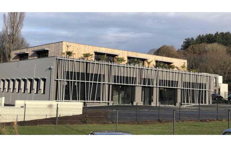 Location de bureau de 818 m² à Quimper - 29000 photo - 1