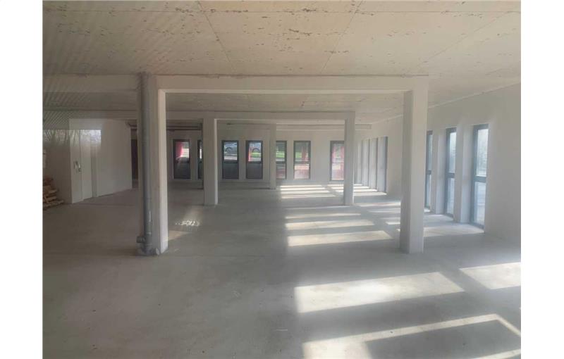 Location de bureau de 282 m² à Quimper - 29000 photo - 1