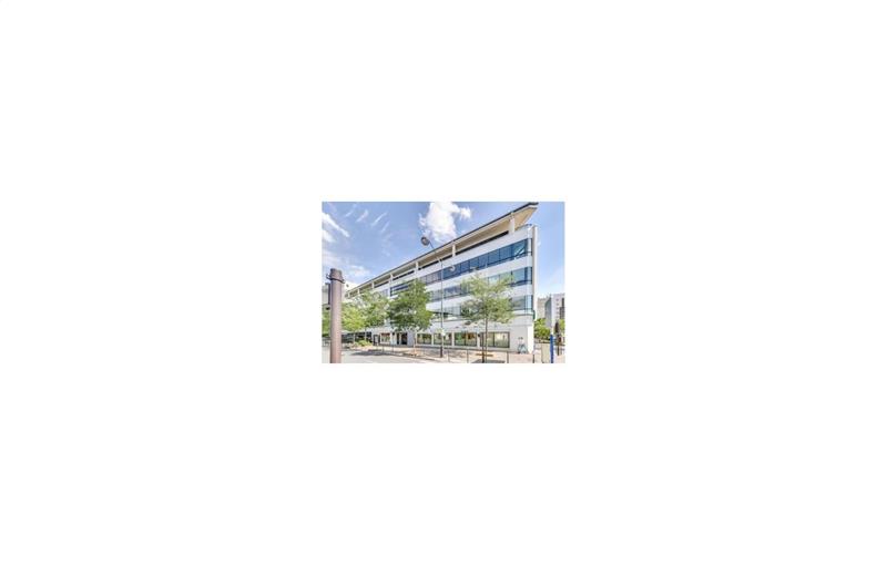Location de bureau de 1 095 m² à Rueil-Malmaison - 92500 photo - 1