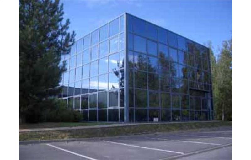 Location de bureau de 848 m² à Saclay - 91400 photo - 1