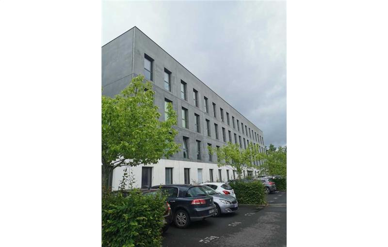 Location de bureau de 51 m² à Saint-Jacques-de-la-Lande - 35136 photo - 1