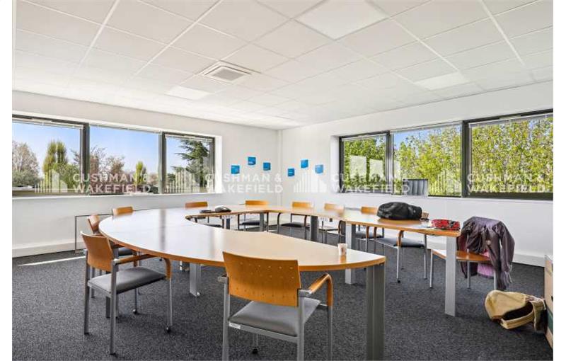Location de bureau de 148 m² à Villebon-sur-Yvette - 91140 photo - 1
