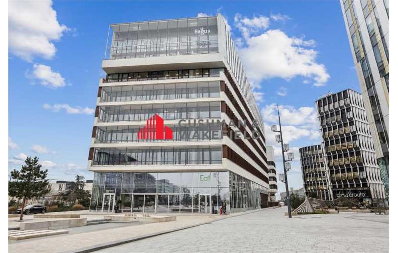 Location de bureau de 4 916 m² à Villeurbanne - 69100 photo - 1