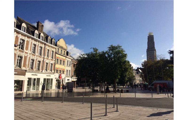 Location de local commercial de 224 m² à Amiens - 80000 photo - 1