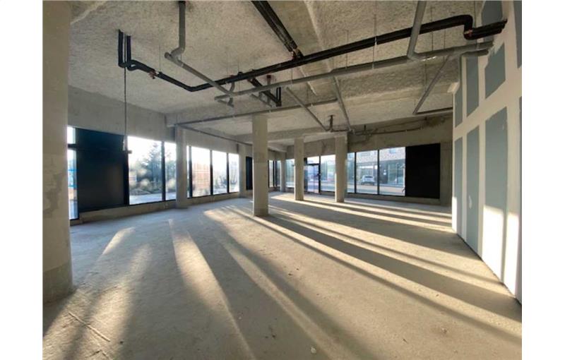 Location de local commercial de 262 m² à Brest - 29200 photo - 1