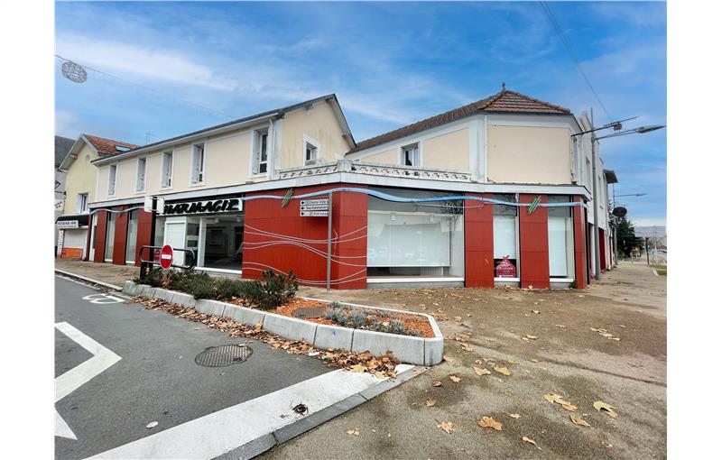 Location de local commercial de 180 m² à Indre - 44610 photo - 1