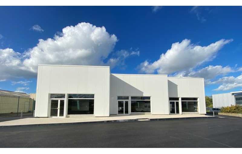 Location de local commercial de 433 m² à Minihy-Tréguier - 22220 photo - 1