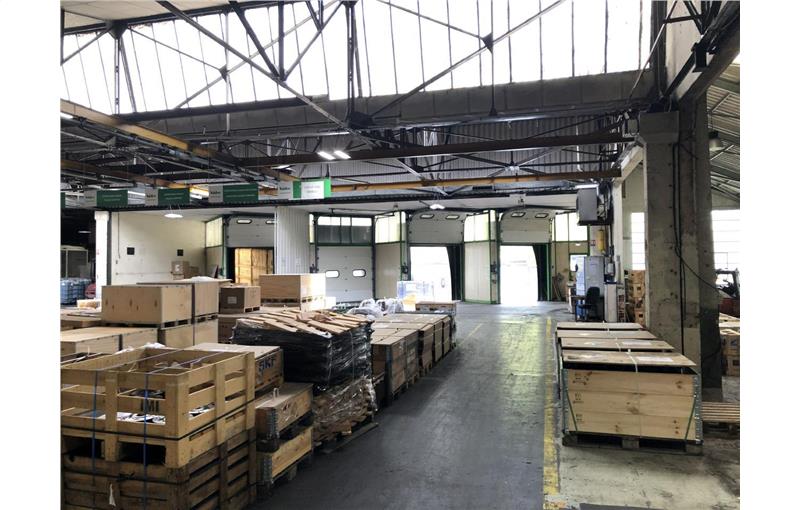 Location d'entrepôt de 28 681 m² à Angoulême - 16000 photo - 1