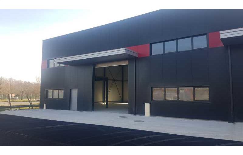 Location d'entrepôt de 292 m² à Blanquefort - 33290 photo - 1
