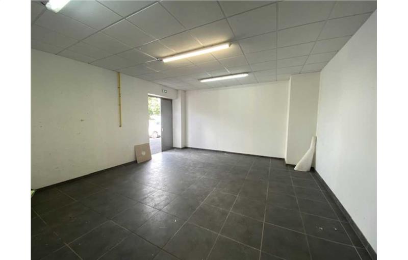 Location d'entrepôt de 90 m² à Brest - 29200 photo - 1