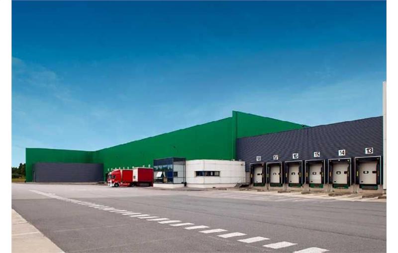 Location d'entrepôt de 28 049 m² à Villeneuve-Saint-Germain - 02200 photo - 1