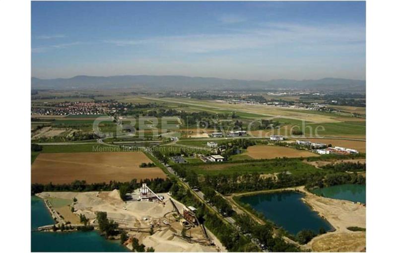 Location de terrain de 235 040 m² à Entzheim - 67960 photo - 1