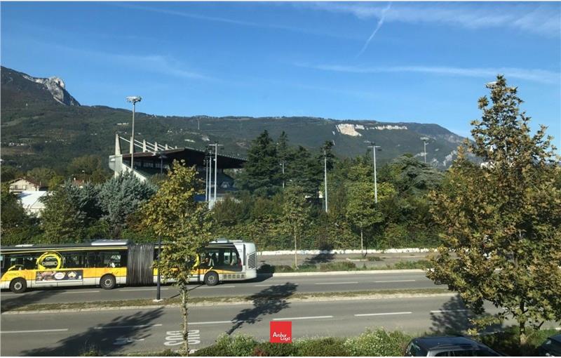 Bureau à vendre de 923 m² à Grenoble - 38000 photo - 1