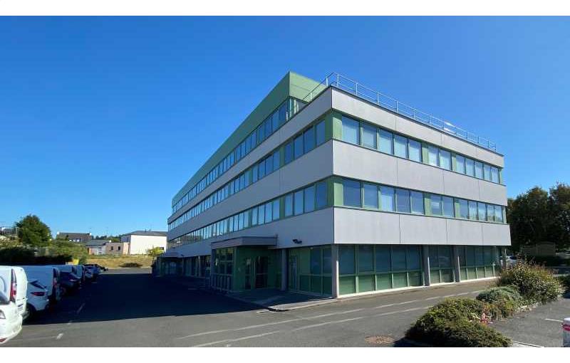 Bureau à vendre de 1 040 m² à Saint-Brieuc - 22000 photo - 1