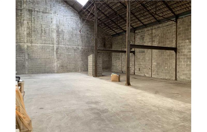 Local commercial à vendre de 380 m² à Quimper - 29000 photo - 1