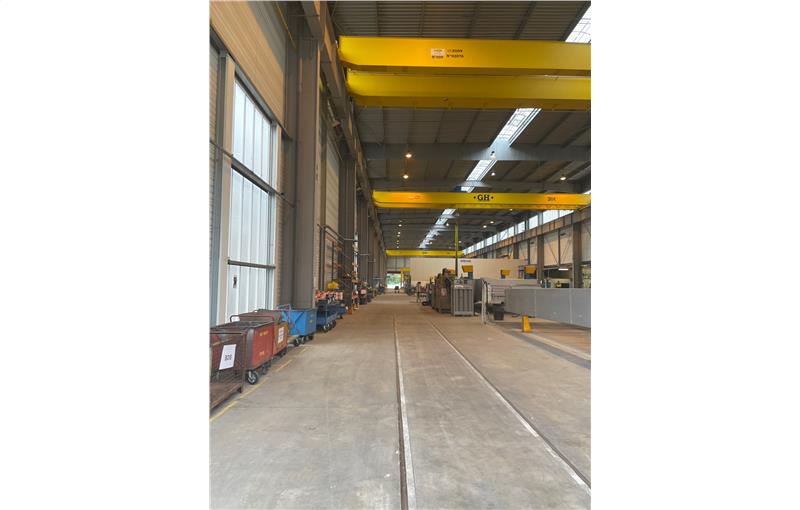 Entrepôt à vendre de 3 800 m² à Nantes - 44000 photo - 1