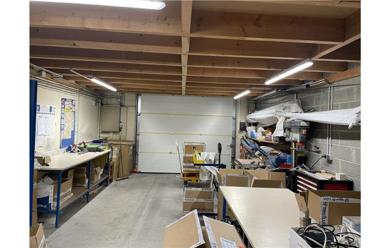 Entrepôt à vendre de 228 m² à Saint-Ouen-l'Aumône - 95310 photo - 1