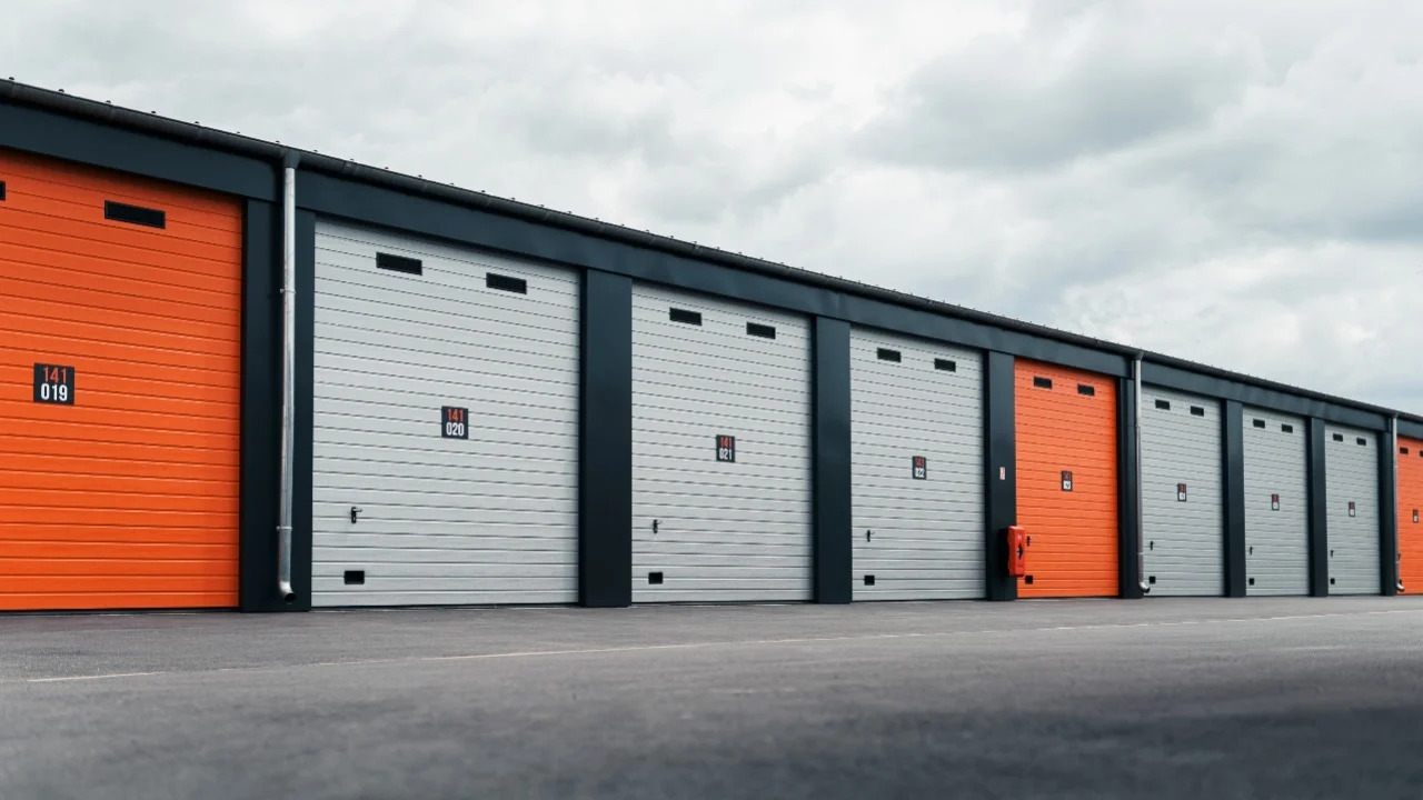 Storage24